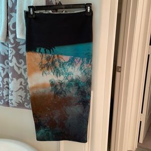 Alexander McQueen body con skirt